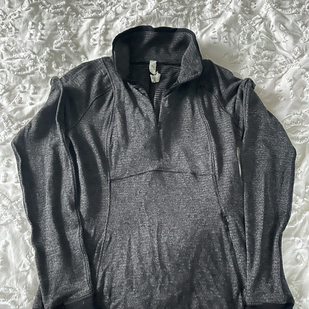 Lululemon Runderful 1/2 Zip - Picture 2 of 4